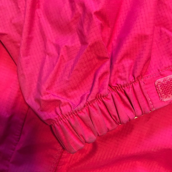 NorthFace Women’s Rain Jacket - Picture 2 of 6